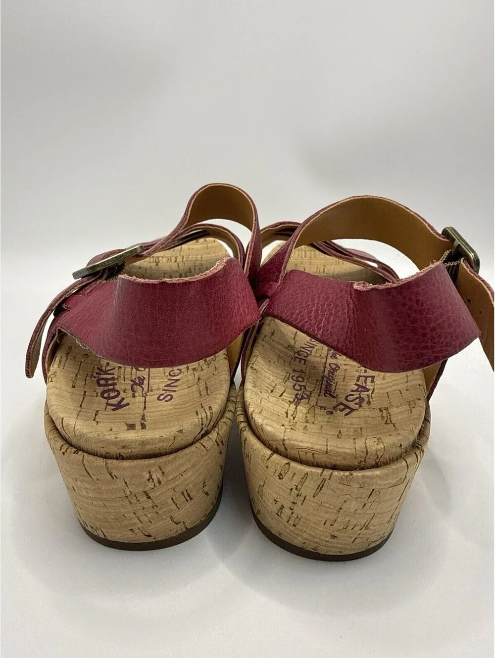 Korks Kork Ease Della Women Size 9M Pink Leather Cork Wedge Sandal Shoe Q20212